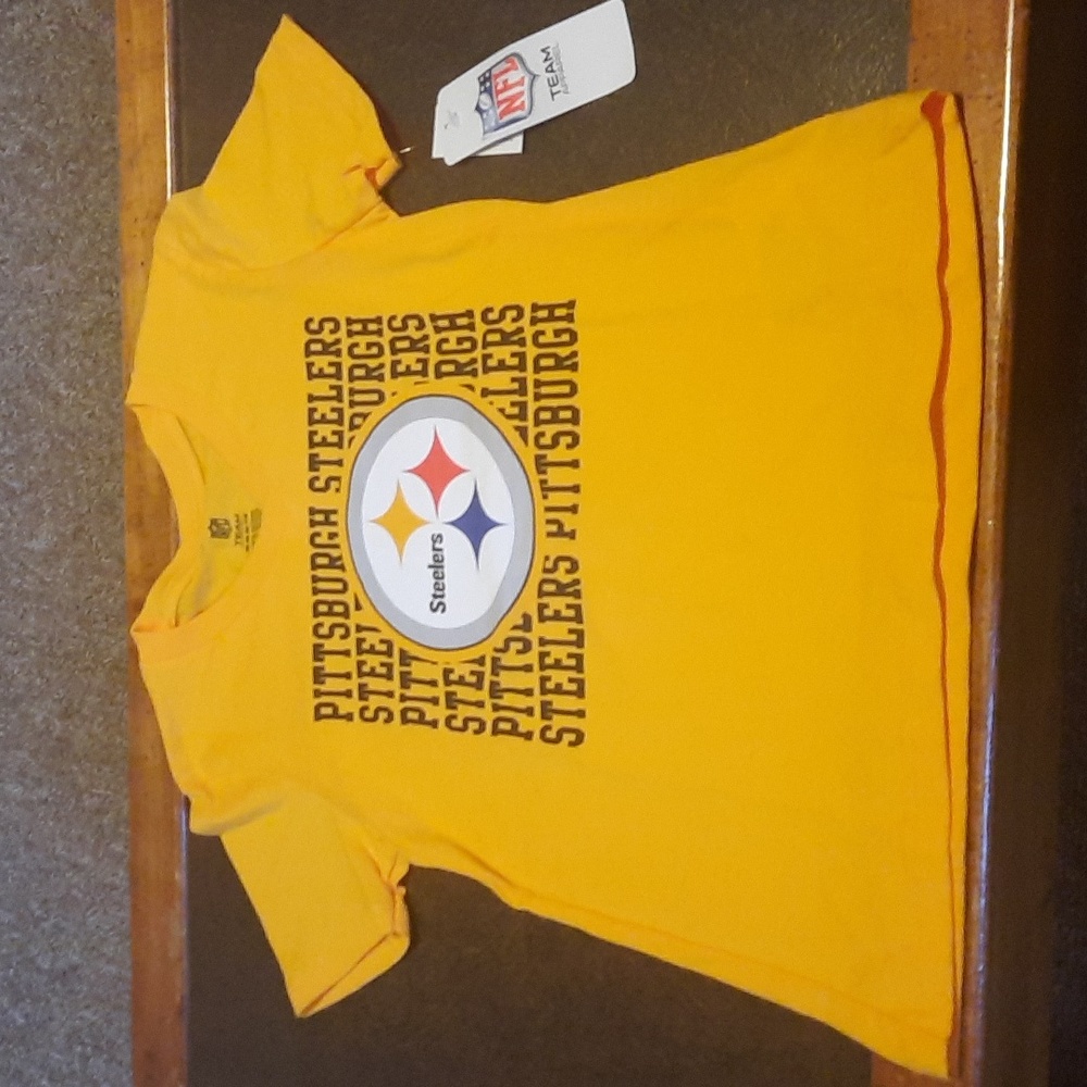 Steelers NFL t-shirt girls size 7/8 medium new with tags